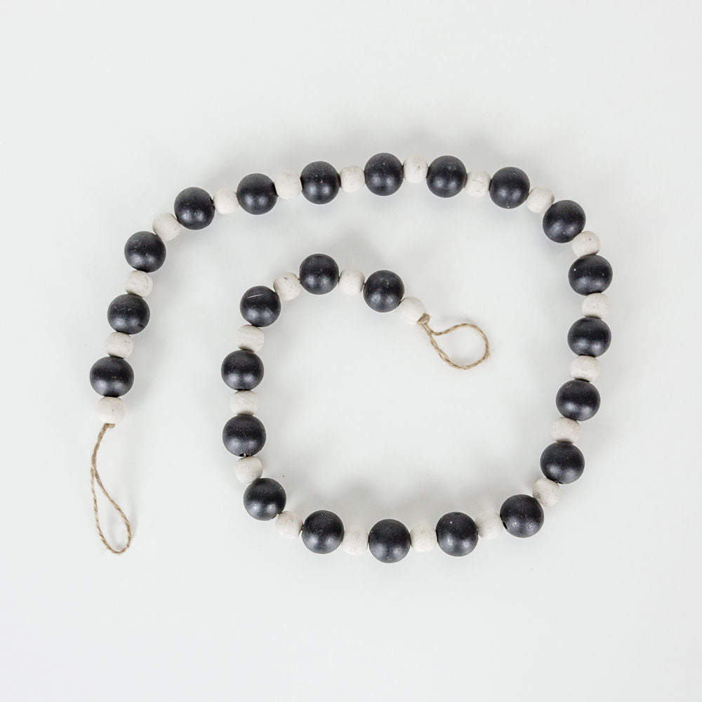 36x1 wood bead garland varied bk/wh