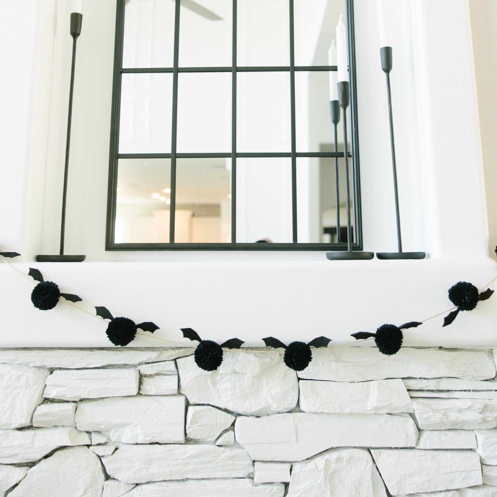 5ft Pom Pom Bat Garland — Black